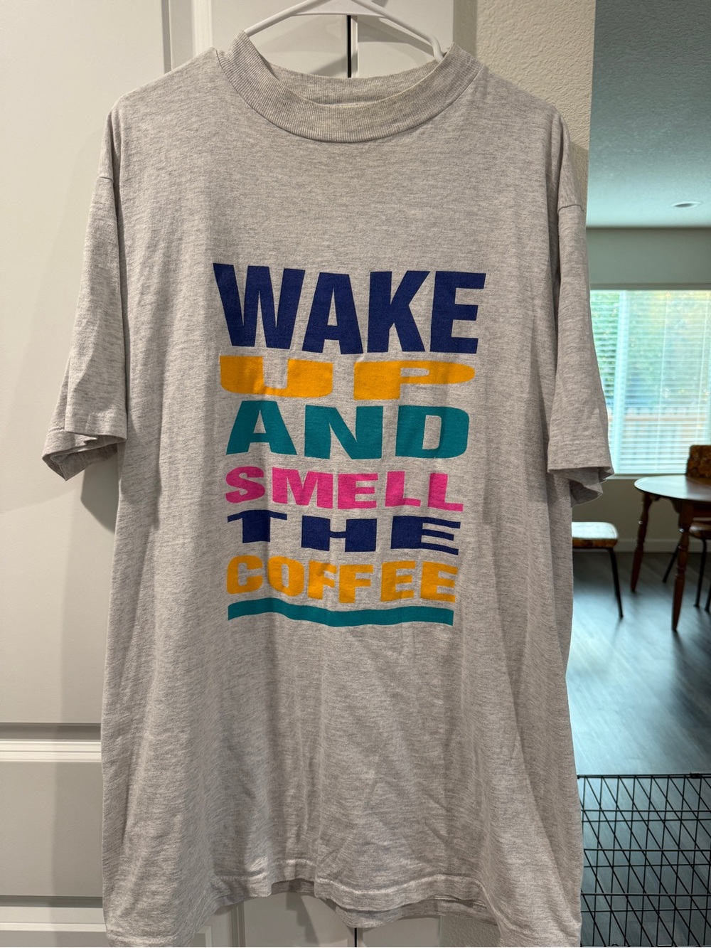 Vintage Graphic Tee "Wake Up and Smell the Coffee" - Light Gray